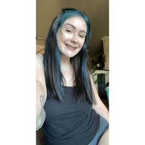 Meet your Posher, Cami